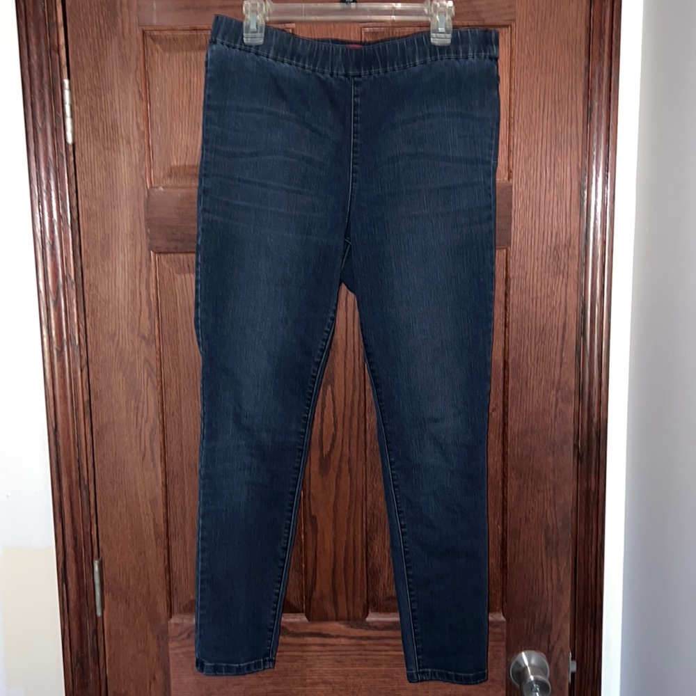 Jennifer Lopez sculpt Jegging